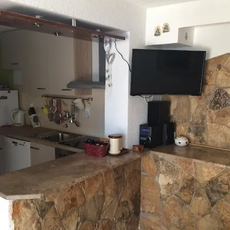 公寓 Tomovic 鲁巴达