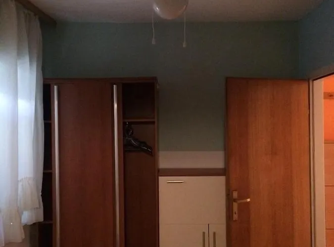 Tomovic Appartement Lumbarda