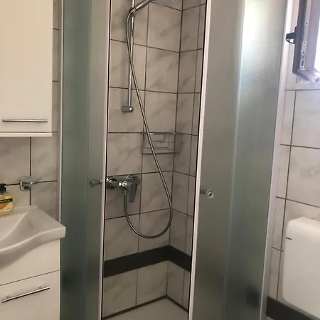 Tomovic Apartamento *